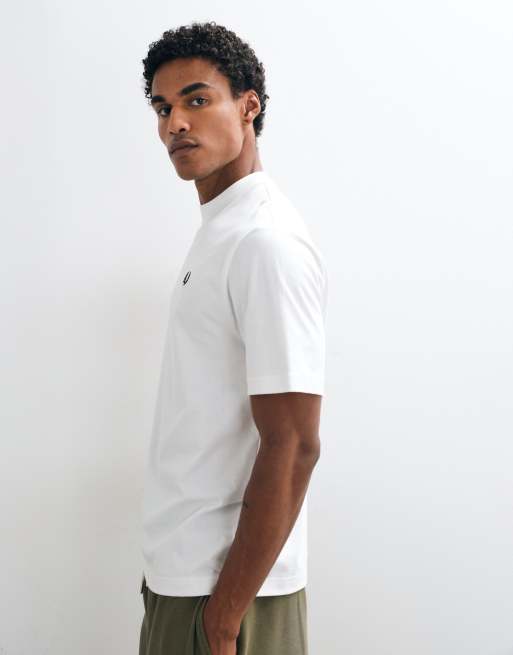 Fred Perry T-shirt a maniche corte con logo grafico digitale e stampa sul retro bianca, 3 di 5
