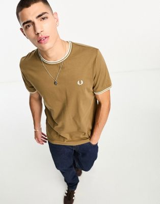Fred Perry twin tipped t-shirt in shaded stone - ASOS Price Checker