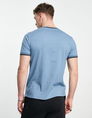 Nouveau Fred Perry - T-shirt avec col à liserés - Bleu marine