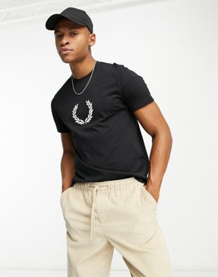 Fred Perry laurel wreath graphic t-shirt in black  - ASOS Price Checker