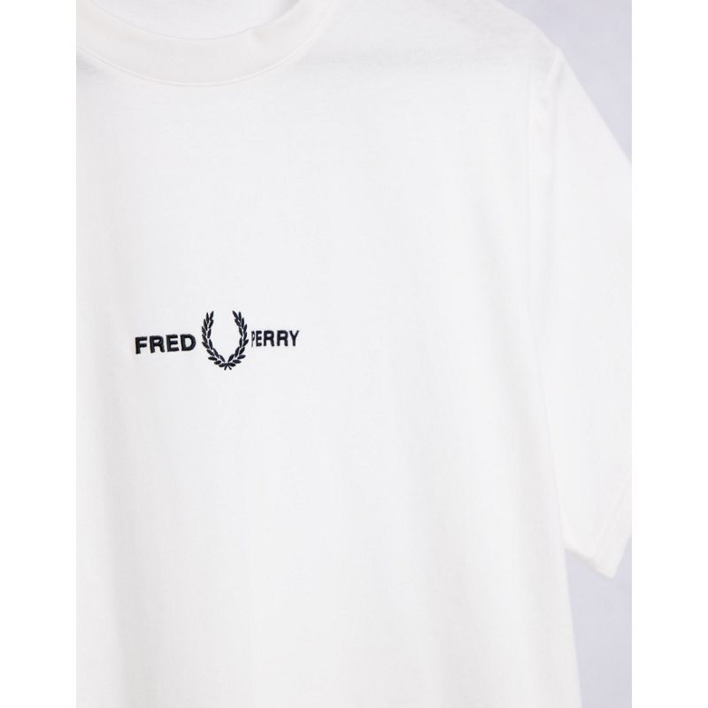 Uomo  Fred Perry - T-shirt bianca con logo ricamato - In esclusiva per 