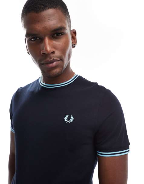 Fred Perry - T-shirt blu navy con doppia riga a contrasto su collo e maniche - view 1