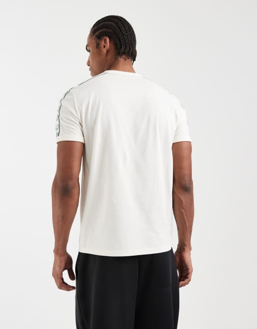 Fred Perry - T-shirt écru con bordi e fettuccia a contrasto, 4 di 5