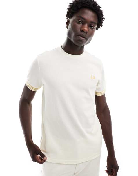 Fred Perry - T-shirt in gebroken wit met contrasterende manchetten - view 1