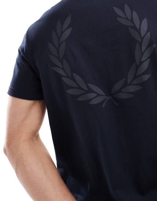 Fred Perry – T-Shirt in Marineblau mit blassem Lorbeerkranz-Rückenprint, 2 von 4