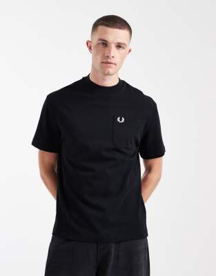Fred Perry - Pocket Detail Black - T-Shirt - Schwarz - S - 100% Baumwolle - Bild 4