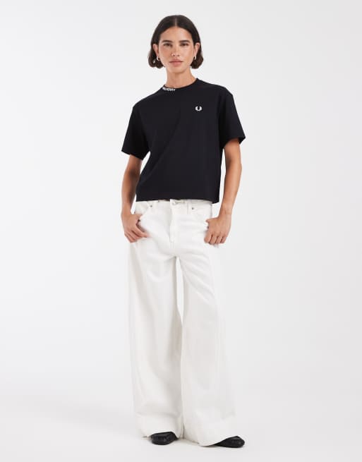 Fred Perry T-shirt med broderet logo i sort, 2 af 4