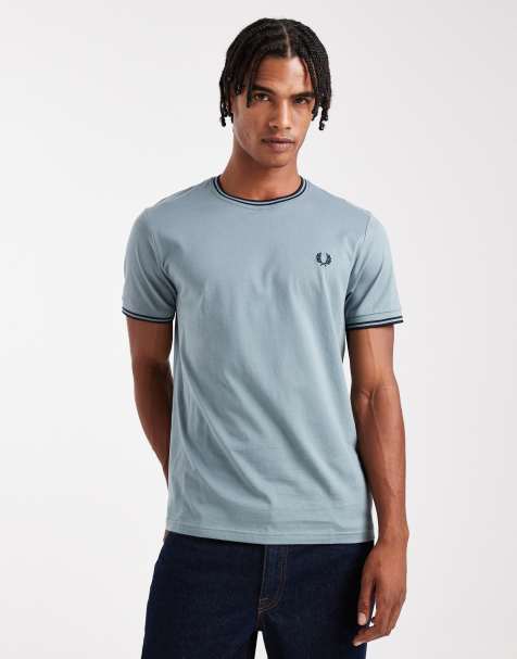 Fred Perry - T-shirt med dobbeltstribet kant i blå - view 1