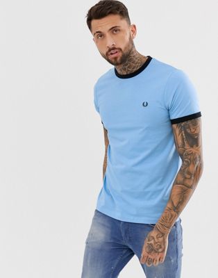 Fred Perry - T-shirt met contrasterende boord in hemelsblauw