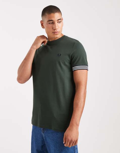 Fred Perry - T-shirt met gestreepte manchetten in groen - view 1