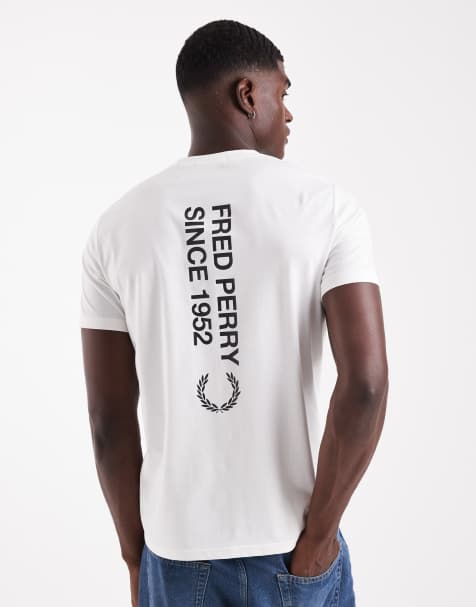 Fred Perry - T-shirt met opvallend logo in wit - view 1