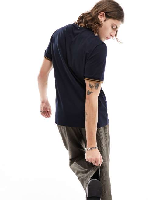 Fred Perry - T-Shirt met twee gekleurde streepjes in marineblauw, 4 van 4