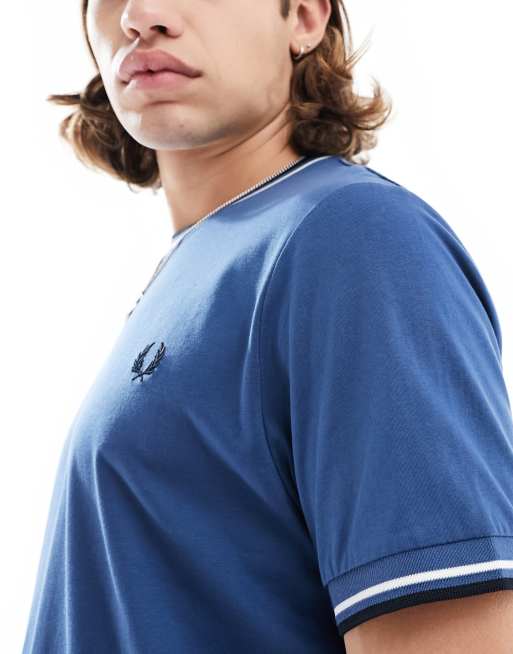 Fred Perry - T-shirt met twee gekleurde streepjes in middernachtsblauw, 2 van 4