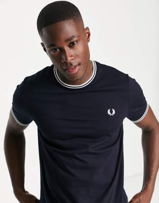 Fred Perry – T-Shirt mit doppelten Zierstreifen in Marine - view 1