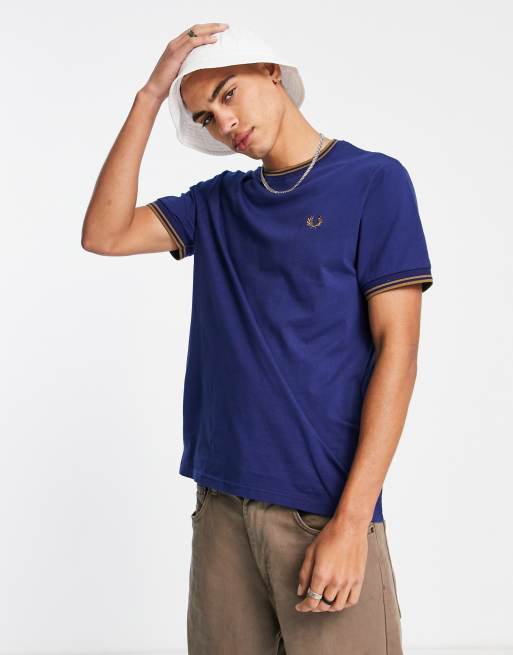 Fred Perry – T-Shirt mit doppelten Zierstreifen in Marine, 3 von 4