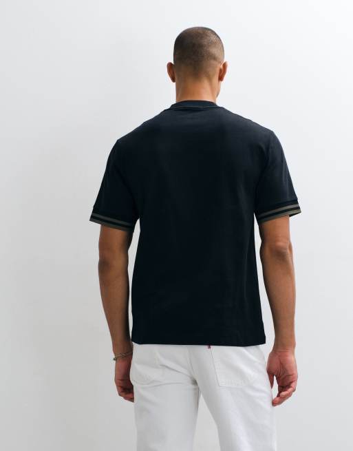 Fred Perry T-Shirt mit markanten Kontraststreifen in Schwarz, 4 von 10