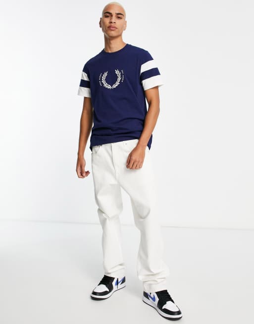 Fred Perry - T-shirt nera con righe spesse a contrasto sui bordi