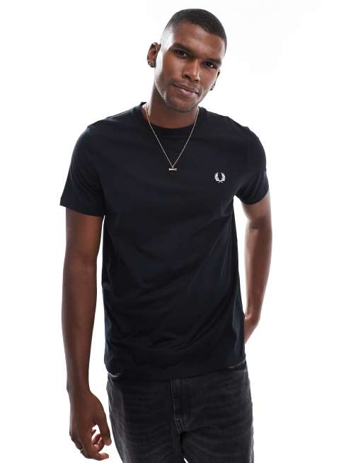Fred Perry - T-shirt nera con stampa ispirata al tennis sul retro, 2 di 4
