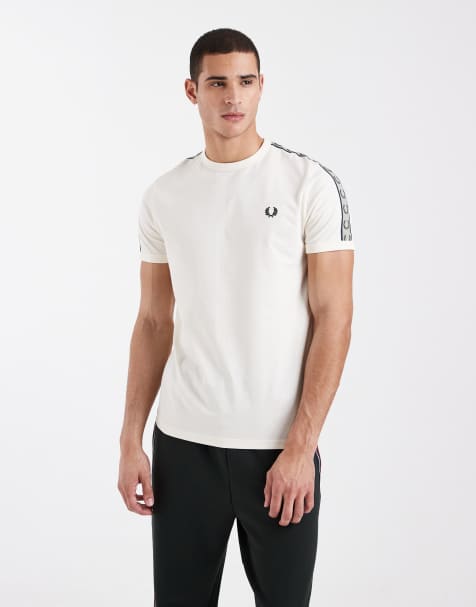 Fred Perry – T-shirt w kolorze écru z taśmą z logo - view 1