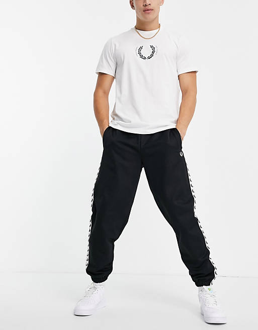 Men Fred Perry taped joggers in black 