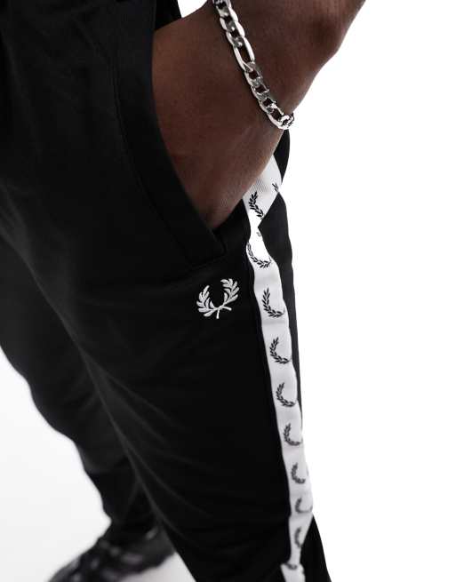 Fred Perry taped track joggers in black, 2 of 5