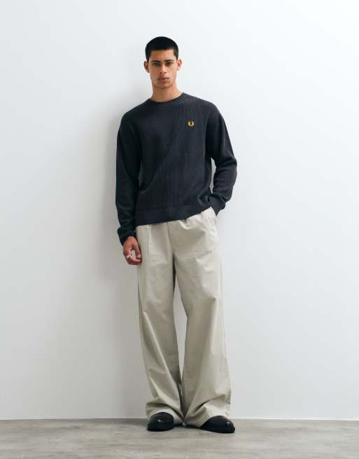 Fred Perry textured jumper in dark grey, 2 of 5