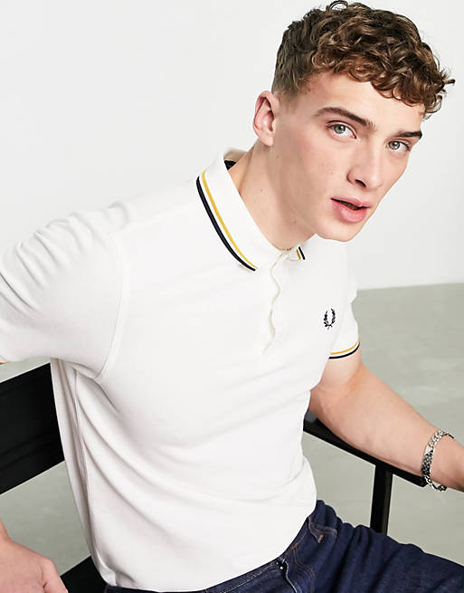 Men Fred Perry tipped polo shirt in white 