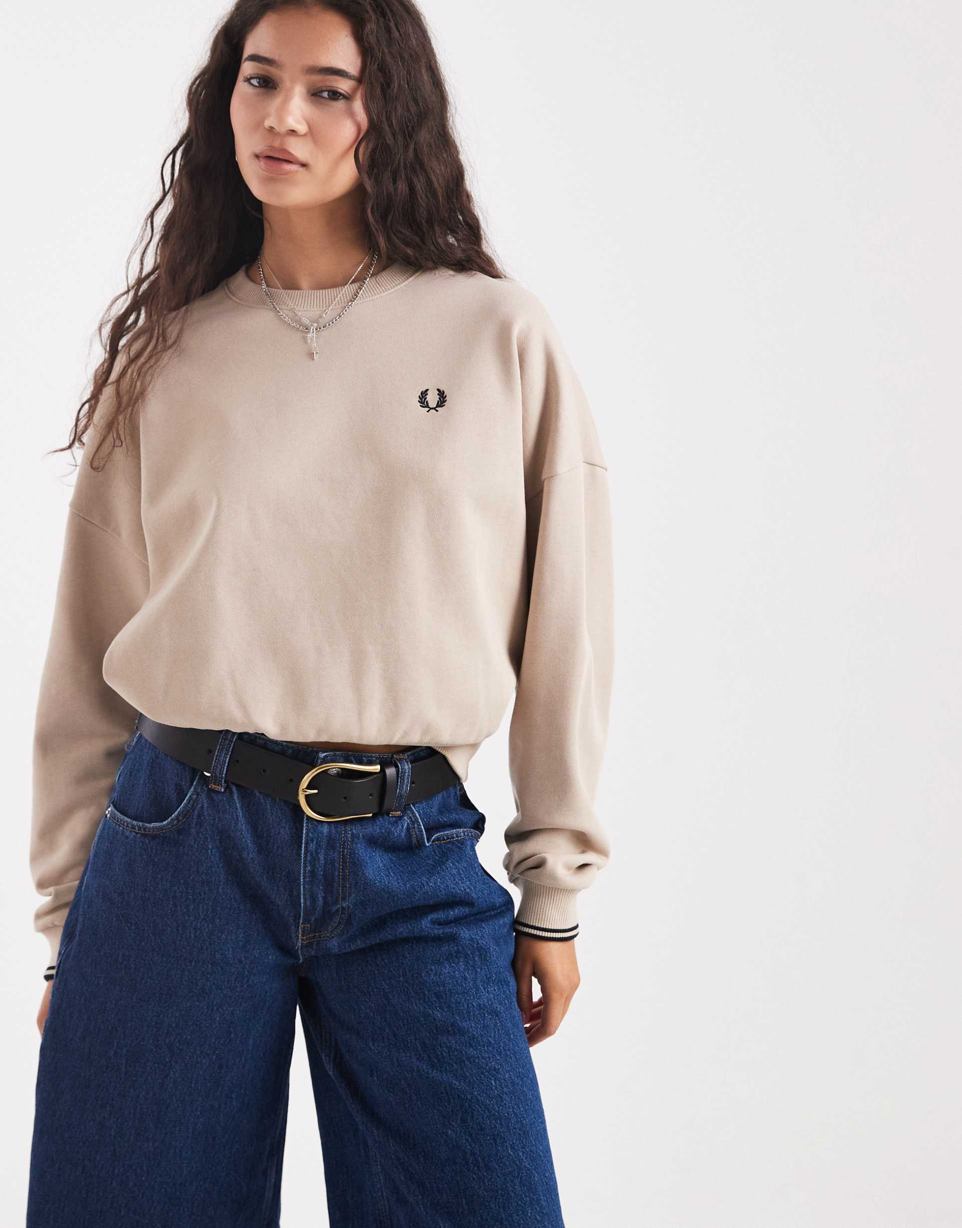 fred perry tipped sweatshirt in beige