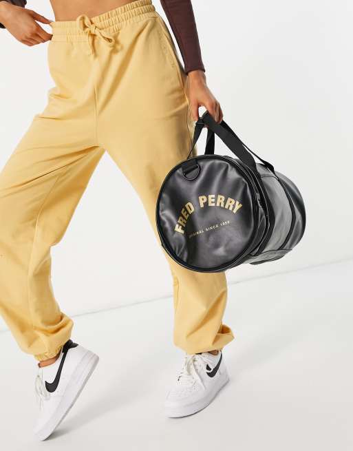 Fred Perry Refined PU Barrel Bag – Visual Impact