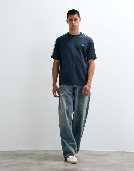 Fred Perry tvåfärgad mesh-t-shirt med tejpdetalj i mörk airforce blue, 3 av 5