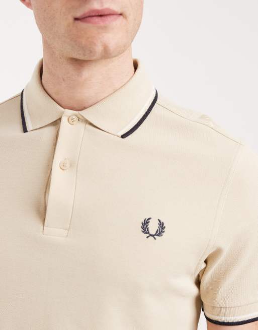 Fred Perry twin tipped logo polo shirt in light beige, 3 of 5