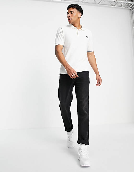 Men Fred Perry twin tipped polo in white 