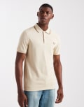 [Fred Perry] Fred Perry twin tipped polo shirt in cream-White XL CREAM