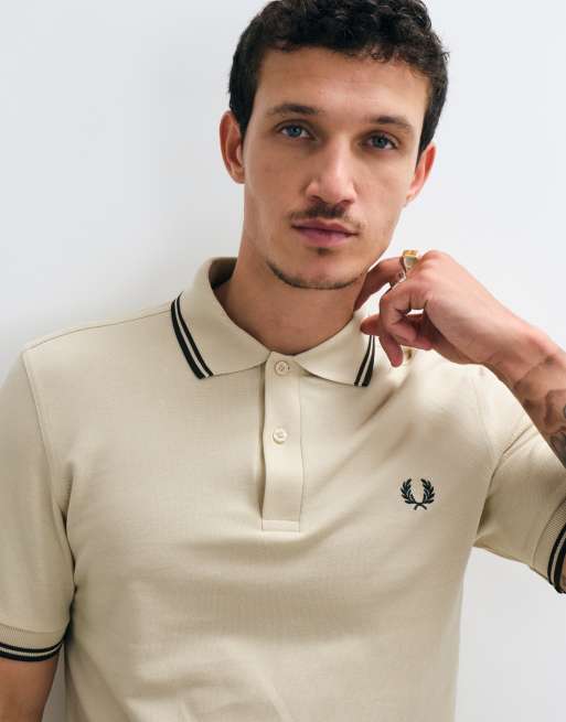 Fred Perry twin tipped polo shirt in oatmeal with dark green tipping , 2 of 5