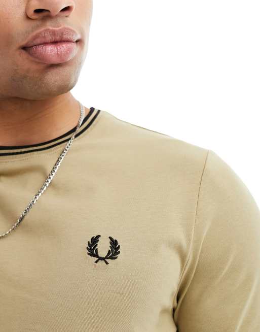 Fred Perry TWIN TIPPED FRED PERRY SHIRT Beige - textil Polos manga