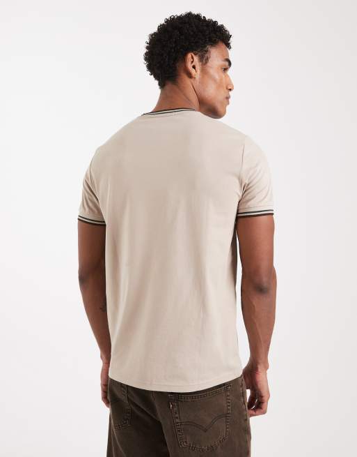 Fred Perry twin tipped t-shirt in beige, 3 of 5