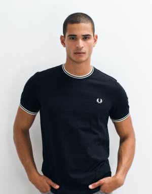 Fred Perry twin tipped t-shirt in black