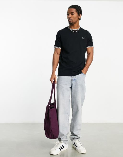Fred Perry twin tipped t-shirt in black | ASOS