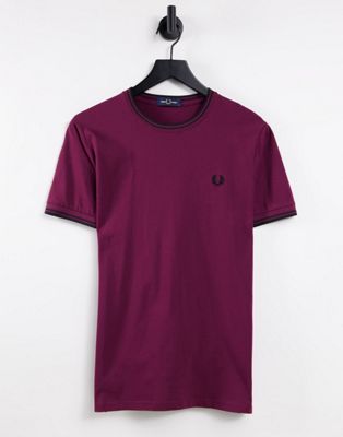Fred Perry twin tipped t-shirt in burgundy