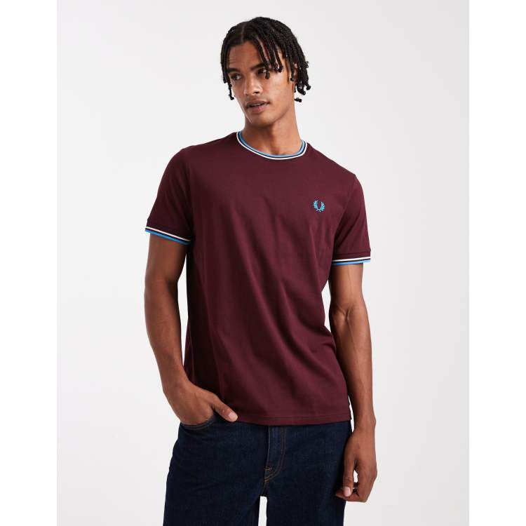 Tシャツ・カットソー FRED PERRY FP TWIN TIPPED FRED PERRY SHIRT Fred Perry twin tipped t-shirt in burgundy | ASOS