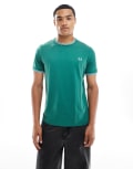 [Fred Perry] Fred Perry twin tipped t-shirt in green S GREEN