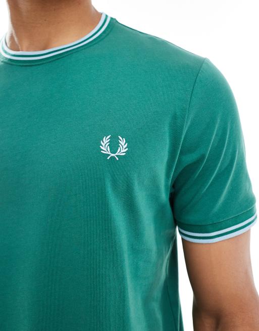 FRED PERRY TWIN TIPPED T-SHIRT サイズL M9839_100_V2_Q225_MOD1_FRONT.JPG