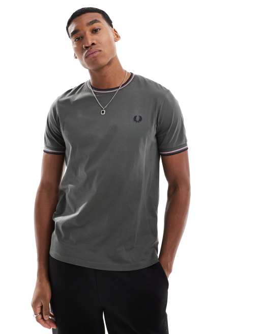 Fred Perry twin tipped t-shirt in grey