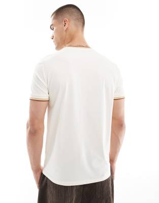 Fred Perry Twin Tipped T-shirt In White