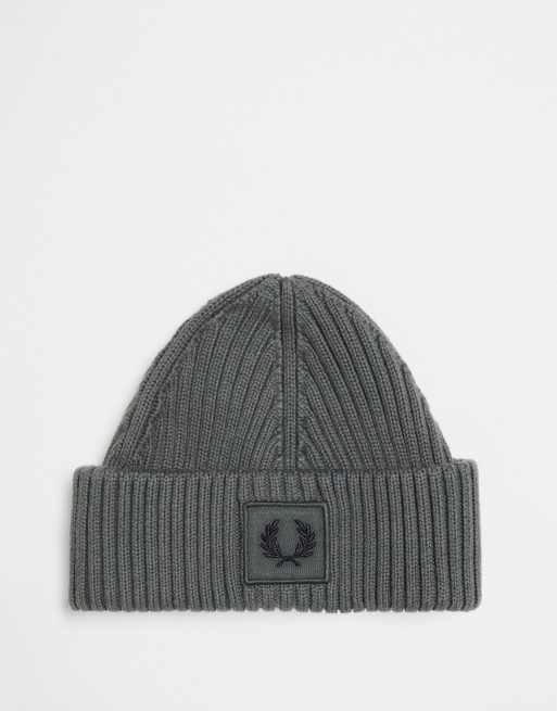 Fred Perry unisex logo chunky rib beanie in grey 