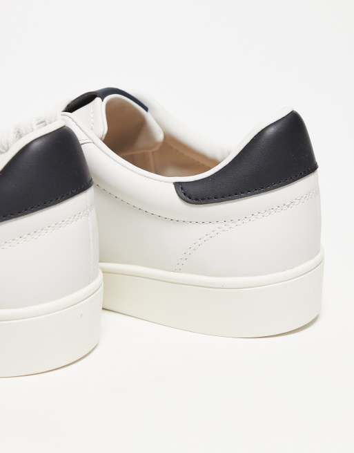 Fred Perry unisex spencer leather trainers in white, 3 of 4