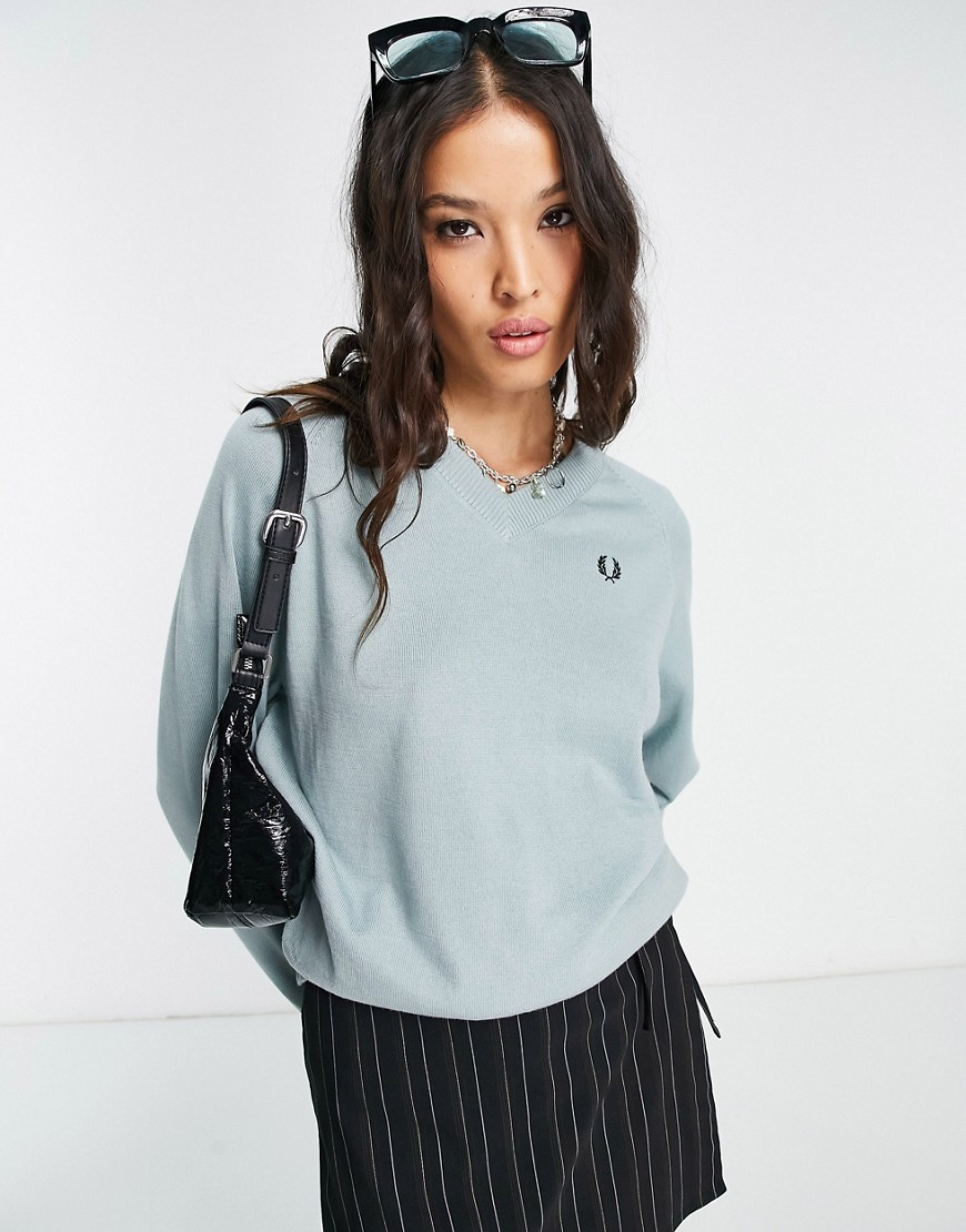 Fred Perry v-neck sweater in blue-Black