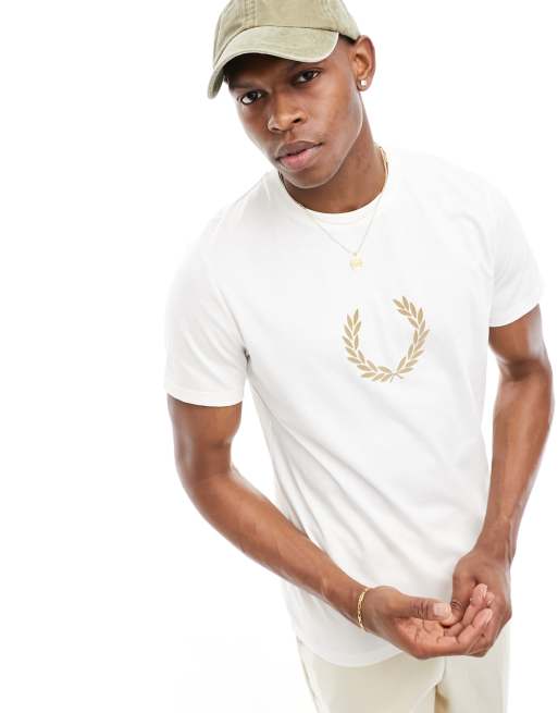 Fred Perry – Vit t-shirt med flockad lagerkranslogga, 2 av 4
