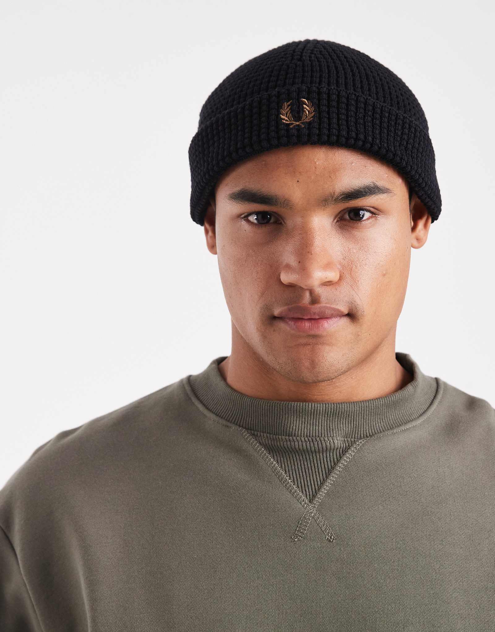 Вафельная шапочка Fred Perry черного цвета