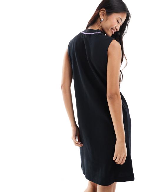 FRED PERRY AMY WINEHOUSEノースリーブワンピース セール】Amy Winehouse Printed Trim Pique Dress（ワンピース